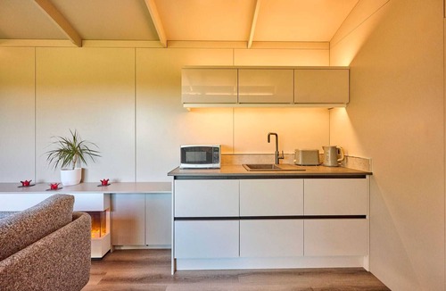 Marsham Ski Chalet | Host & Stay | Molly Mod