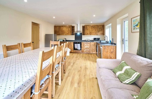 North Buckland House | Host & Stay | Morley Cottage