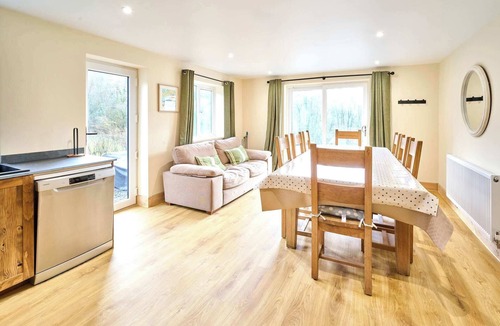 North Buckland House | Host & Stay | Morley Cottage