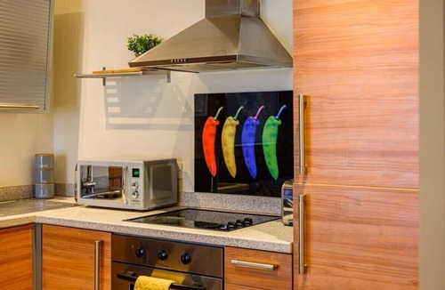 St George's Quarter Apartment | Host & Stay | Queen Square Apartment