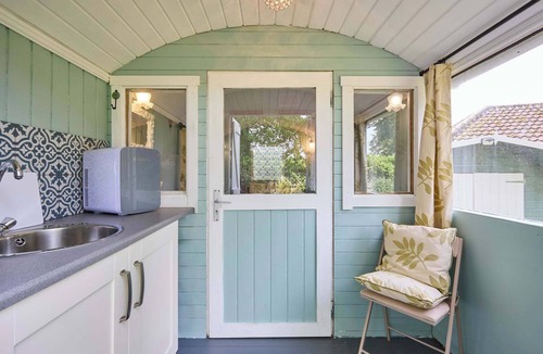 Melton Constable Ski Chalet | Host & Stay | Shepherd's Hut