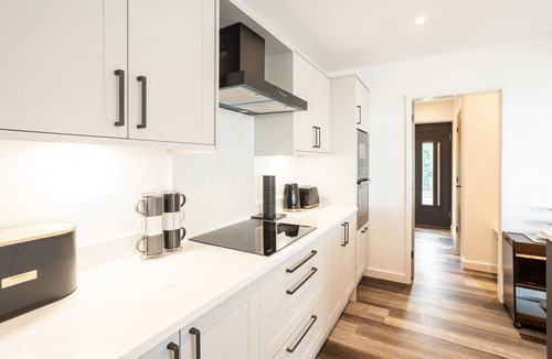 Radbourne House | Host Stay The Stable