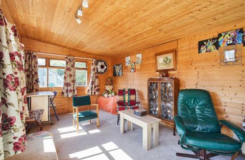 Wotton-under-Edge House | Host & Stay - Windles