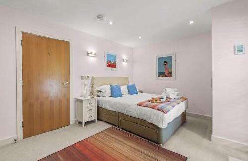 Talland House | House 22
