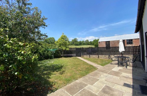 Honiton House | Hunters Moon