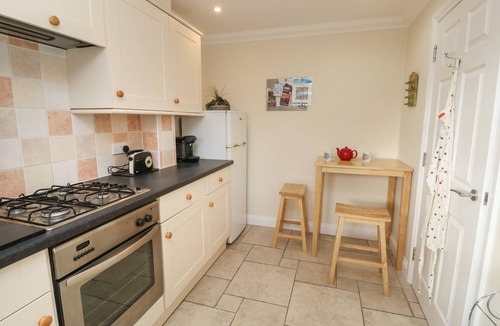 Freshwater Cottage | Hurst View