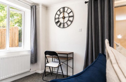 Gravesend House | iblets