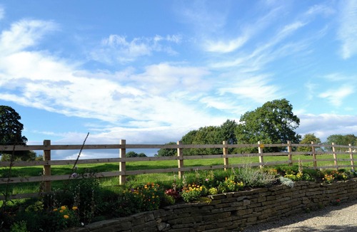 Clitheroe Cottage | Ideally placed between the quaint market towns of Skipton and Settle.