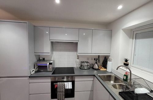 Haversham House | Impeccable 2-bed House in Milton Keynes