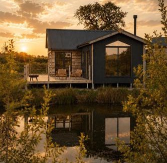 Wollerton House | Iris