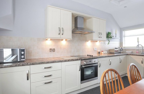 Llandudno Junction Cottage | Islwyn