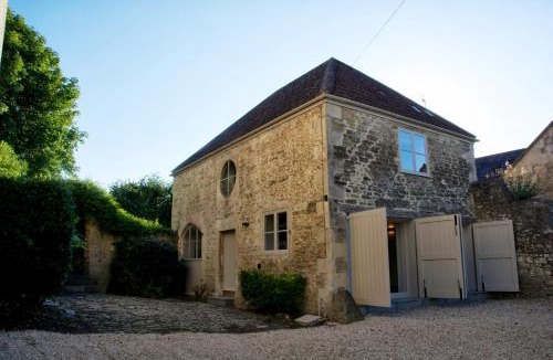 Claverton House | Ivythorpe Coach House