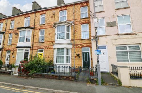 Tywyn House | Jack's House