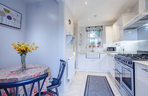 Chipping Campden Cottage | JASMINE COTTAGE, family friendly in Mickleton, Gloucestershire