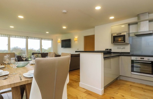 Truro Cottage | JUNIPER, with open fire in Truro