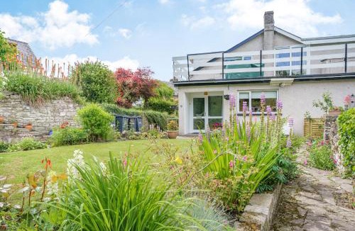 Glangrwyney House | Kavieng