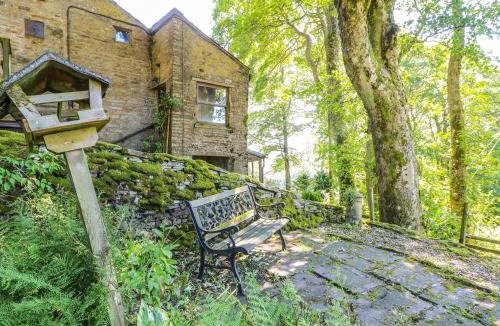 Alston House | Keepers