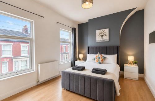 Liverpool House | Kensington Central Stay