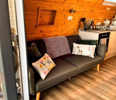 Cromer Other | Kestrel - Pod