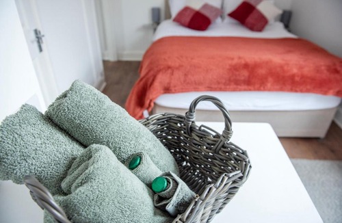 Cambridge City Centre Apartment | King's - Spacious Central Ground Floor Apartment
