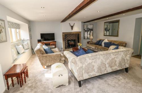 Holmfirth House | Kingfisher Cottage