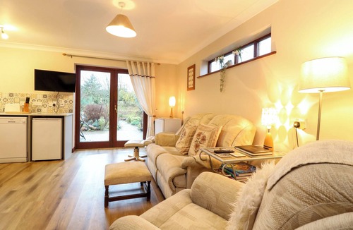 Wattisfield Cottage | Kingfisher