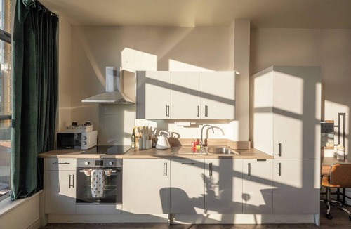 Leeds City Center Apartment | La Merveille - Luxury Studio in Leeds City Center