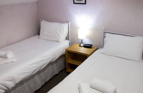 Little Hayfield Bed & Breakfast | Lantern Pike Inn