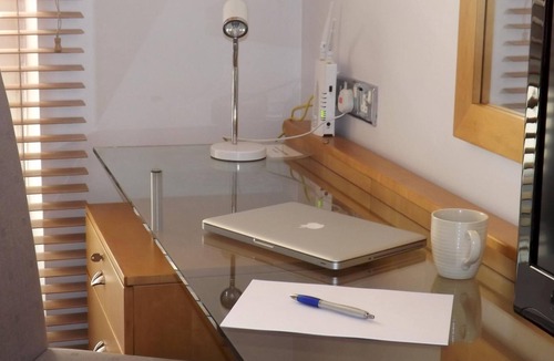 Nottingham City Centre Apartment | Large Central Spacious Studio Apartment With High Ceilings