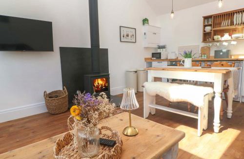 Mabe House | Lavender Cottage