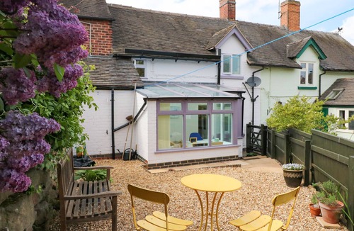 Ilkeston Cottage | Lavender Cottage