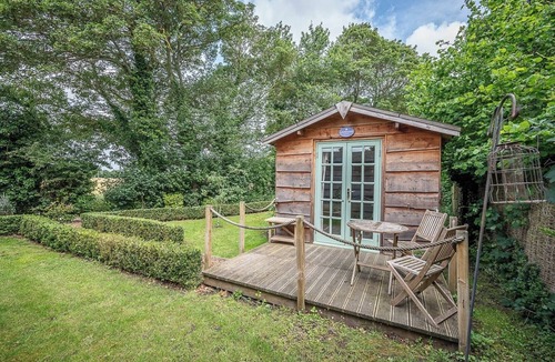 Beccles Cabin | Lavender Lodge, Toad Hall, Wangford