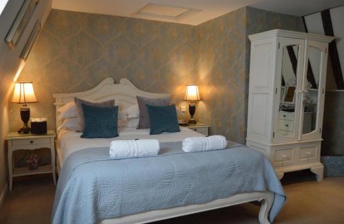 Heybridge Hotel | Le Bouchon Hotel