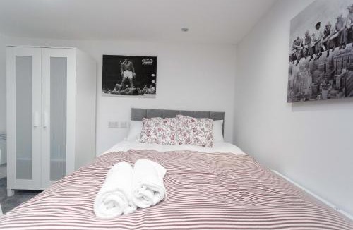 Leeds Apartment | Leeds House
