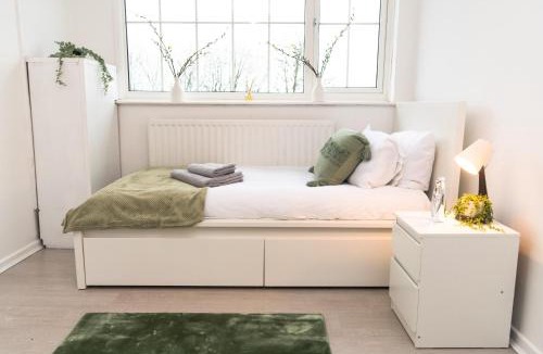 Seacroft House | Leeds Lodge