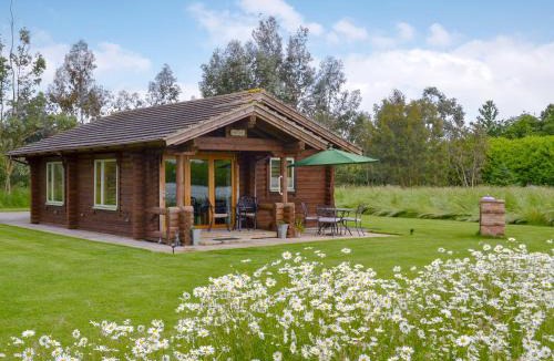 Lincoln House | Lepus Lodge - E3731