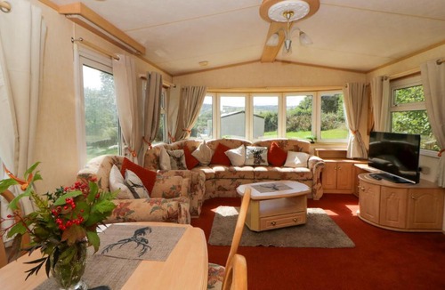 Lampeter House | Leven