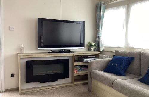 Leysdown-on-Sea Apartment | Leysdown Little Escapes