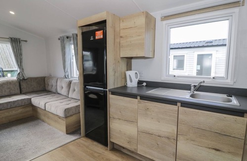 Prestatyn House | Lido Silver Plus 111, Prestatyn