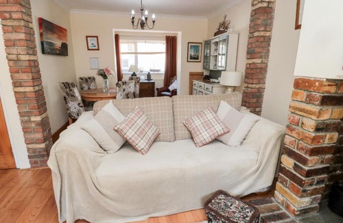 Amble House | Lighthouse Cottage