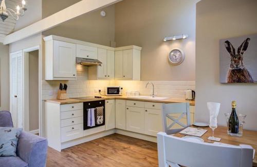 Burford House | Lime Tree
