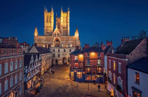 Lincoln House | Lincoln Cathedral Retreat