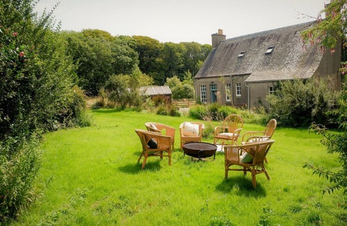 Portpatrick Villa | Linnette - Three Bedroom Villa, Sleeps 6