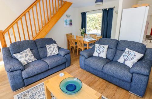 Carew Newton House | Little Freestone