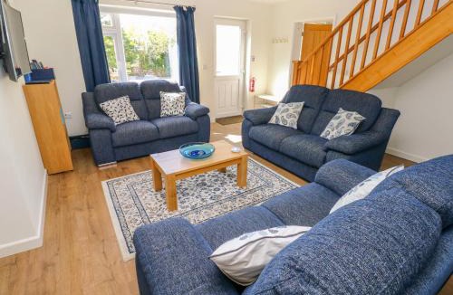 Carew Newton House | Little Freestone