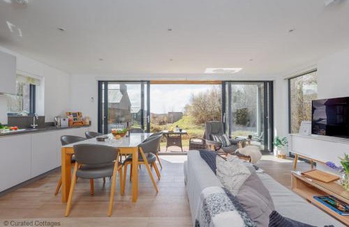 Holworth House | Little Spinney