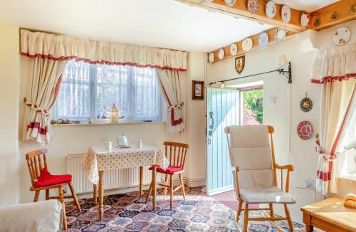 Bridport House | Little Thatch