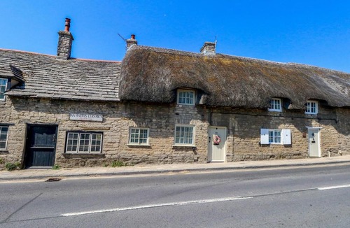Corfe Castle Village House | Little Wickers