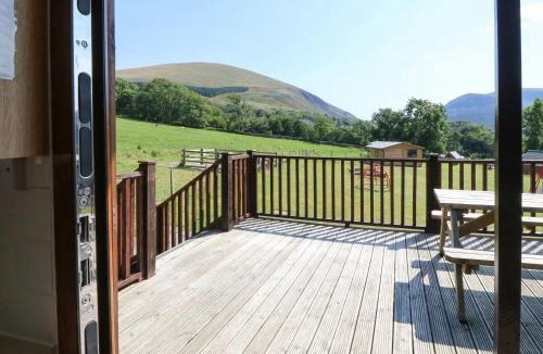 Brynrefail Ski Chalet | Lletyr Bugail