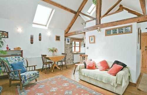 Llanerfyl House | Llofft Stabal